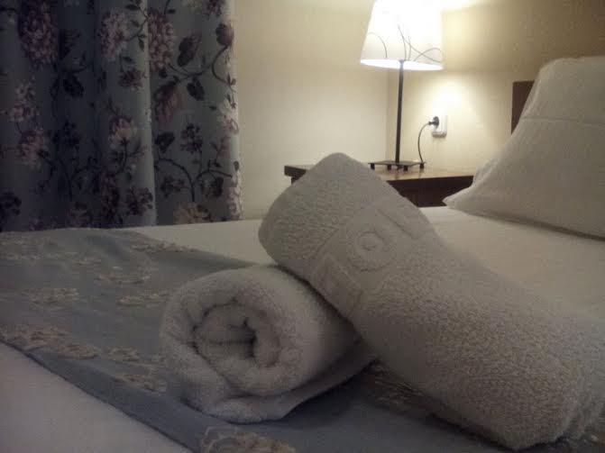 G. Kiapekou Aparthotel Loutra Edipsou  Bagian luar foto