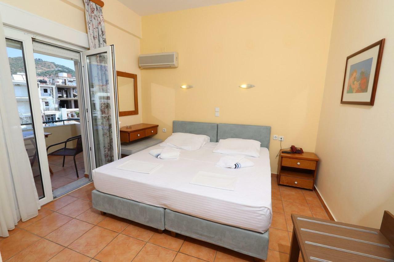 G. Kiapekou Aparthotel Loutra Edipsou  Bagian luar foto