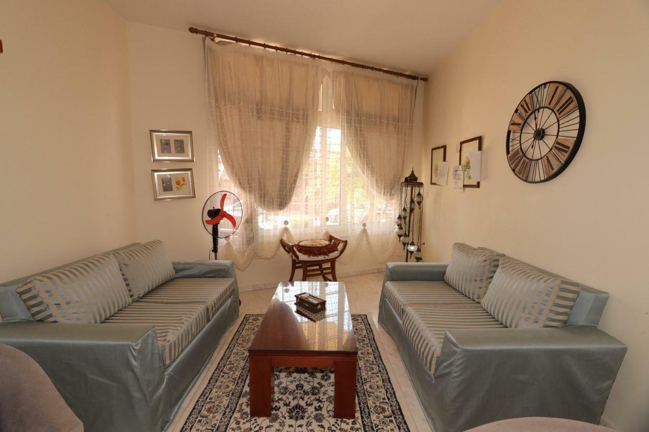 G. Kiapekou Aparthotel Loutra Edipsou  Bagian luar foto